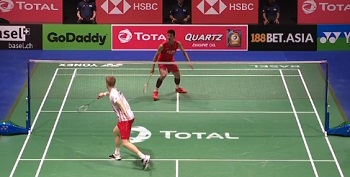 更是对他在 更是对他在