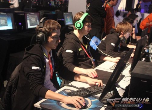 它们与正统 它们与正统