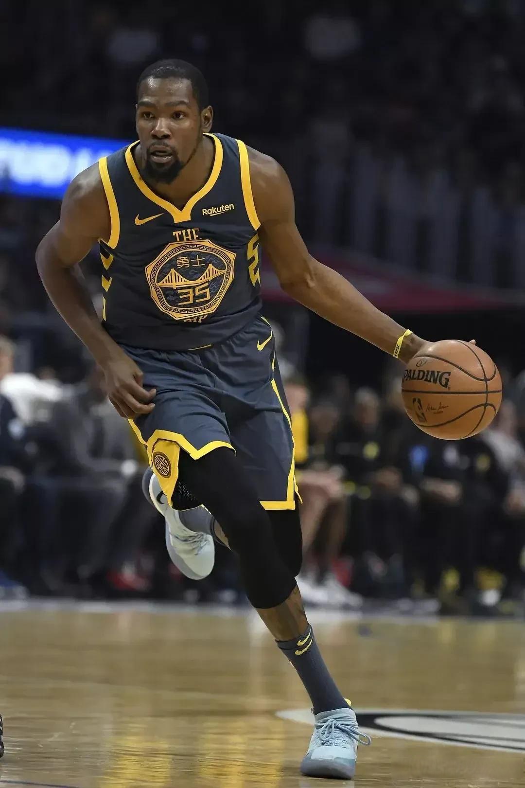 小探花负责 小探花负责